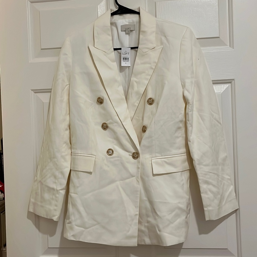 New with tags Ann Taylor Loft double breasted off-white blazer size 8